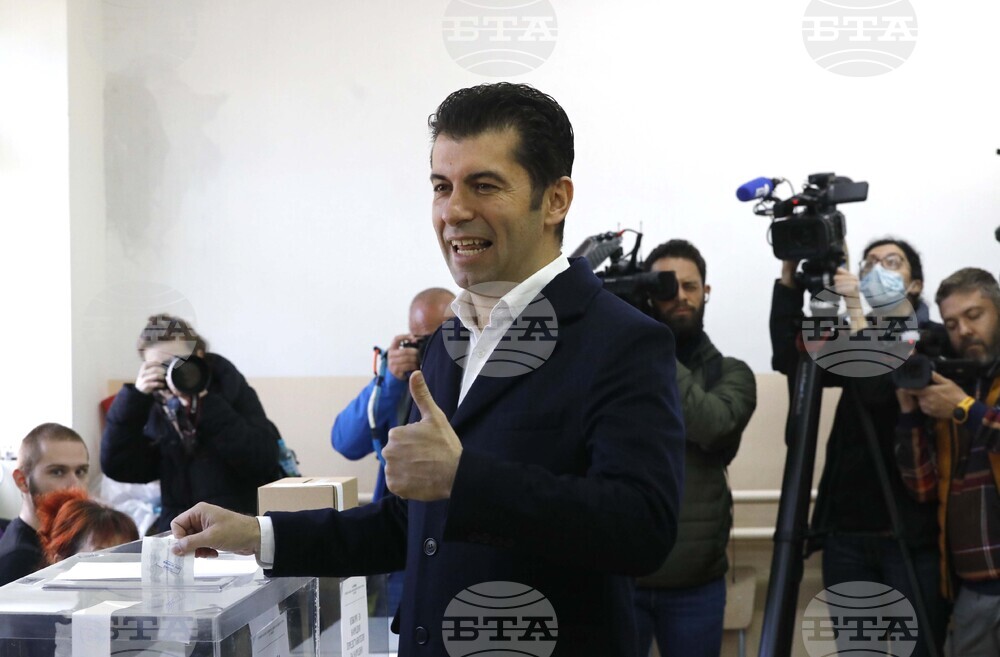 Парламентарни избори - гласуване - Кирил Петков