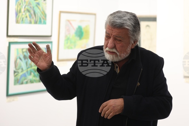 За първи път излагаме в тази малка галерия един голям майстор, каза Вежди Рашидов за експозицията на Любен Зидаров в галерия Vejdi 