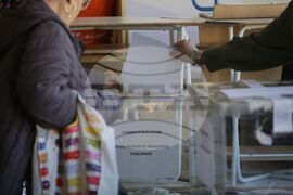 Парламентарни избори - гласуване - 2 СОУ "Академик Емилиян Станев"