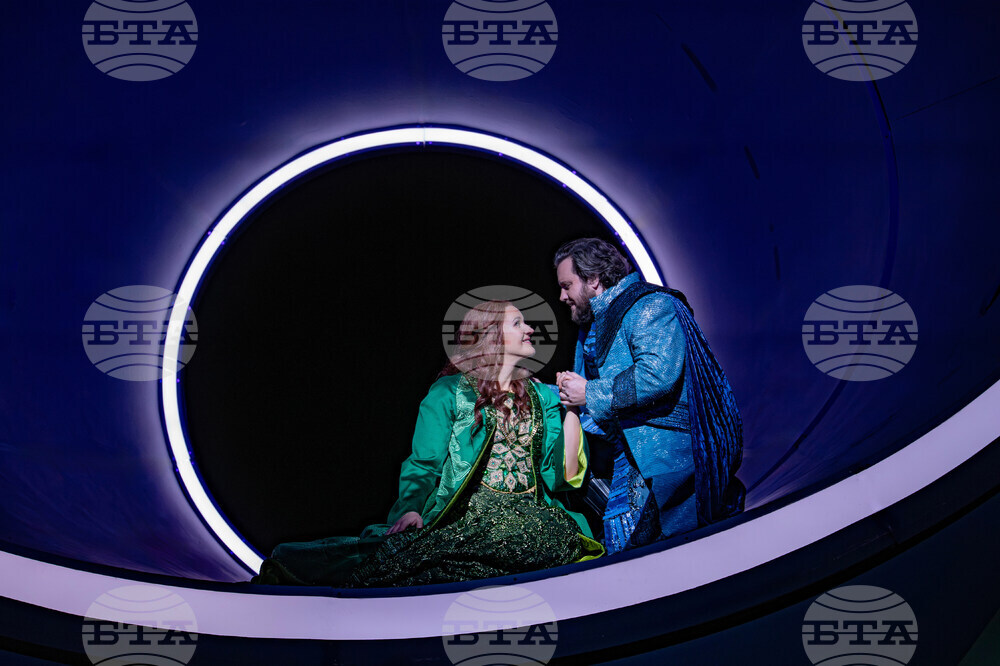 Opera-Staging Tristan