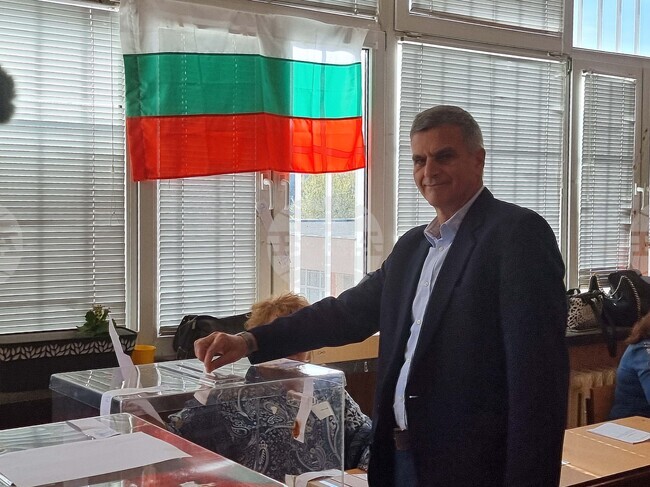 Парламентарни избори - гласуване - Стефан Янев