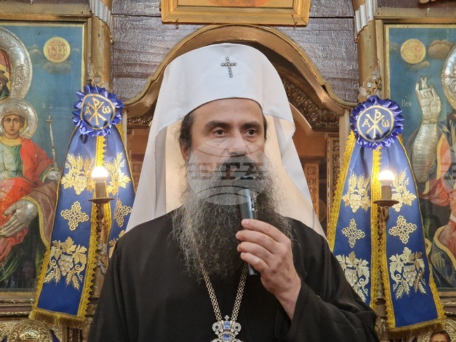 Няма непростим грях – непростим е само онзи грях, за който човек не се е покаял, каза патриарх Даниил в Долна баня