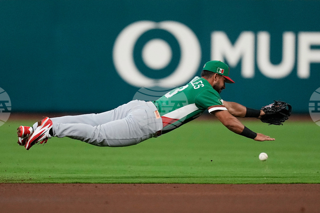 APTOPIX WBC Mexico Britain Baseball