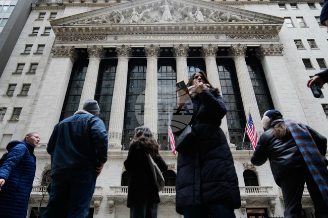 Геополитическото напрежение в Близкия изток измества икономическите данни като основен фактор за пазарите през седмицата