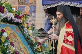 Долна баня - храм „Света Богородица“ - Малко повечерие - патриарх Даниил