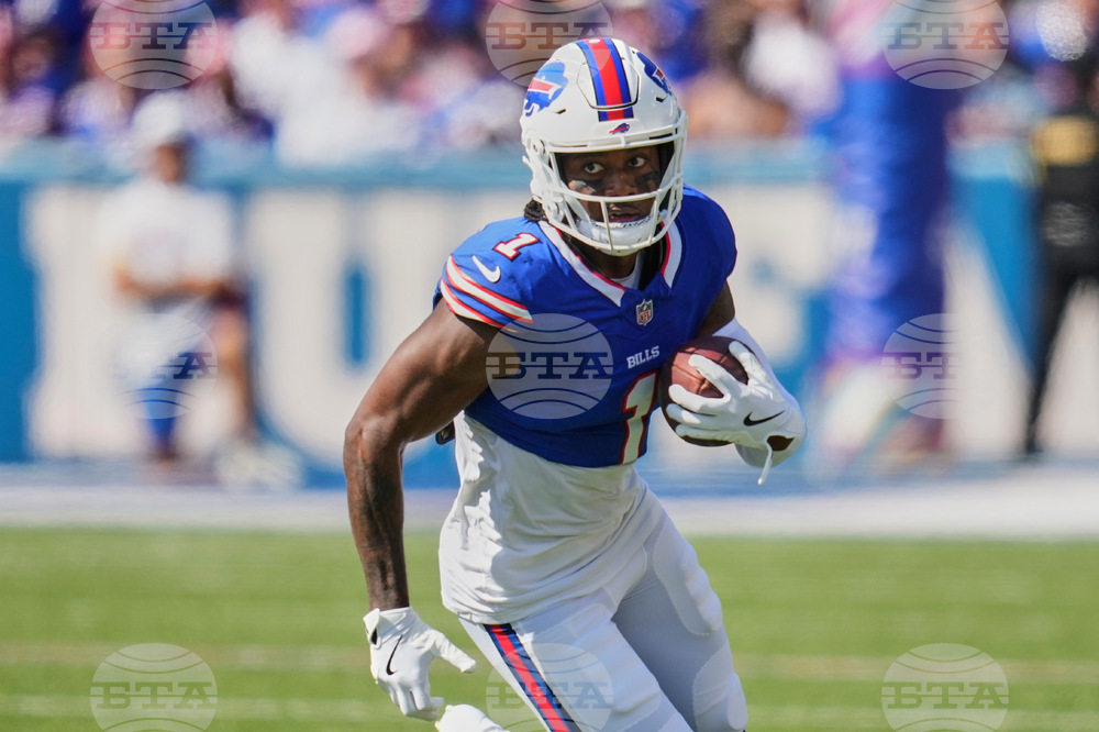 Bills Moves Football