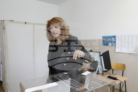 Парламентарни избори - Илияна Йотова - гласуване