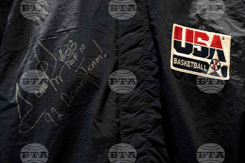 Pippen Memorabilia Auction Basketball