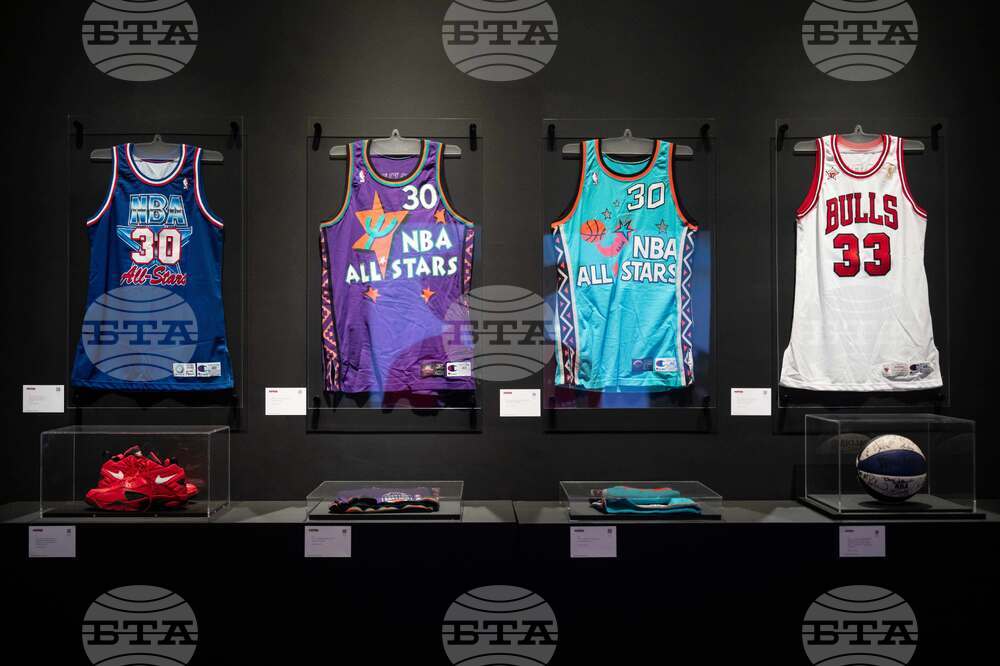 Pippen Memorabilia Auction Basketball