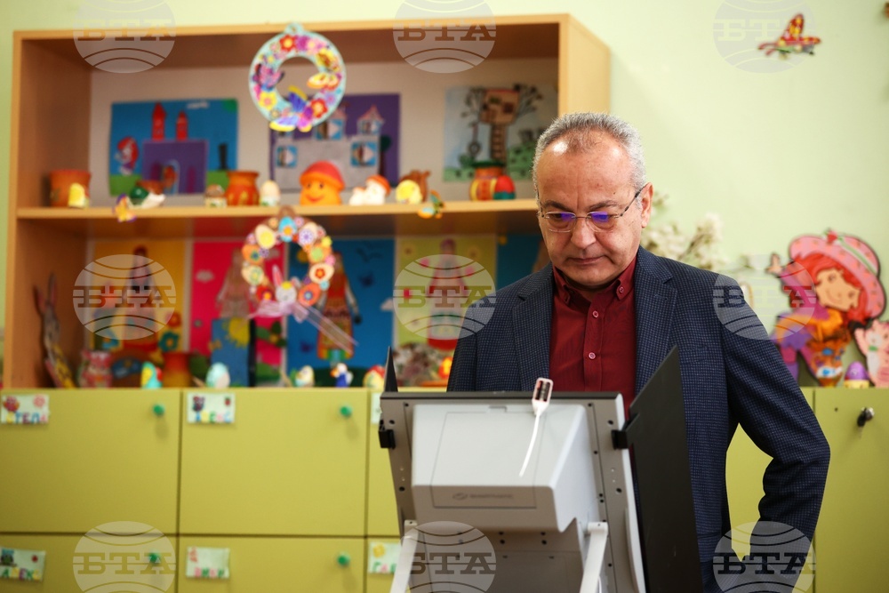 Парламентарни избори - гласуване - Гълъб Донев