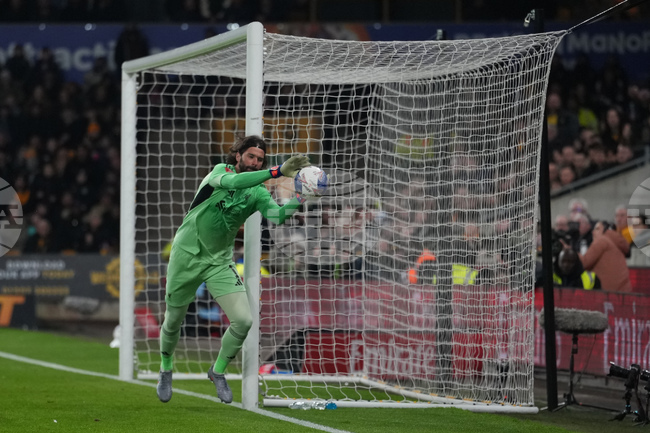 Вратарят на Ливърпул Алисон ще пропусне първия мач срещу Галатасарай от осминафиналите на Шампионската лига