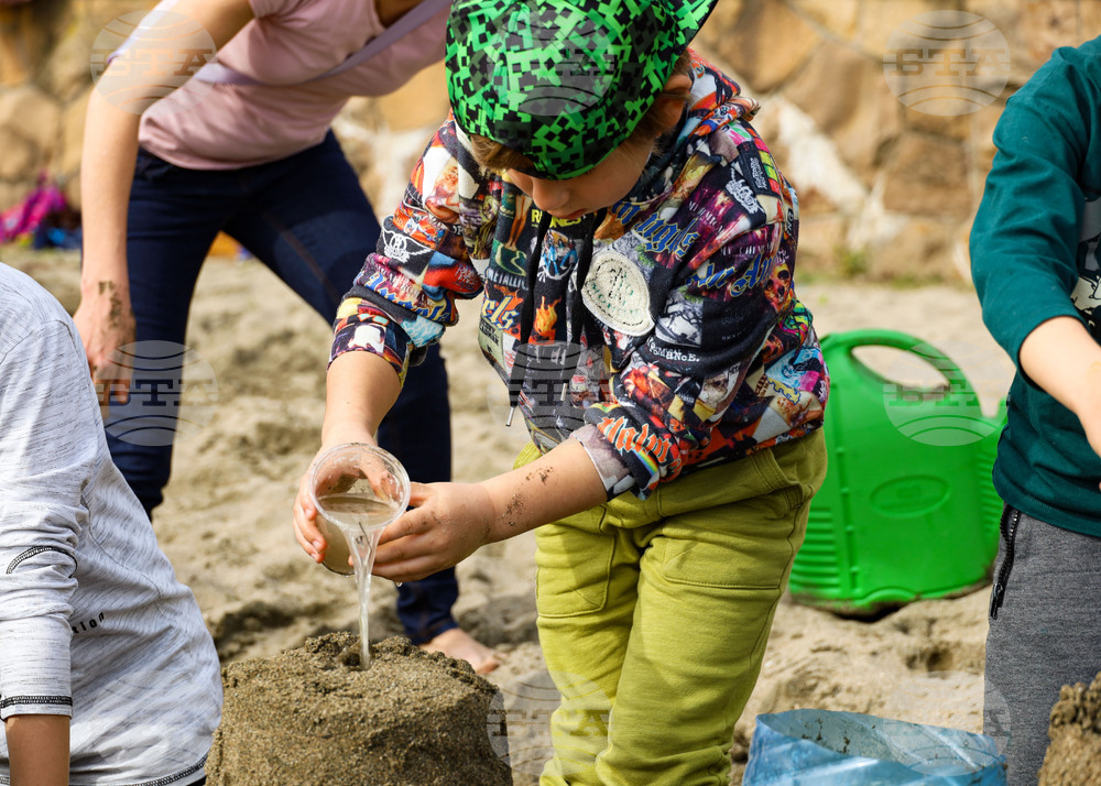Бургас - Творческа работилница за пясъчни скулптури