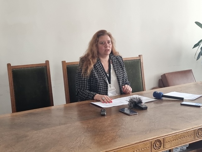 Във Великотърновска област избирателната активност е 10,03 процента към 11:00 часа, приблизително толкова е била и на 2 октомври