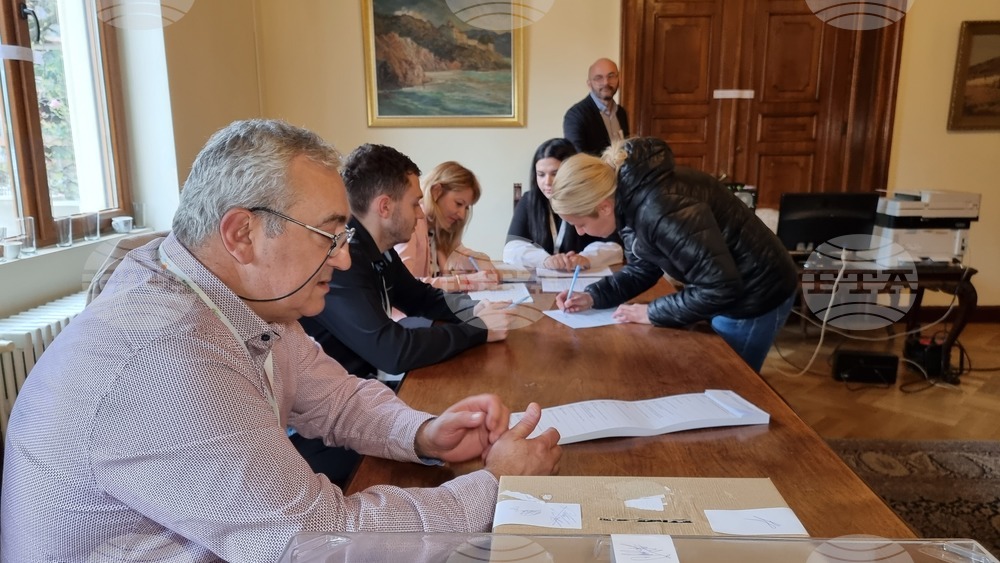 Румъния - Букурещ - парламентарни избори - български граждани - гласуване