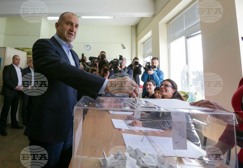 Парламентарни избори - Румен Радев - гласуване