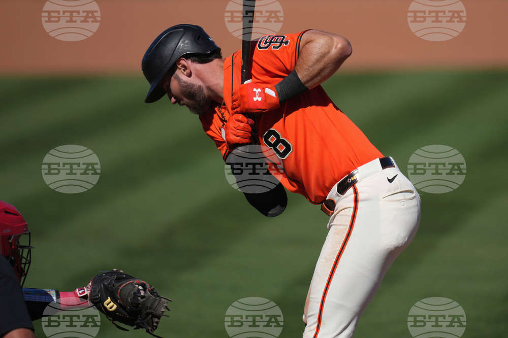 Reds Giants Spring Baseball