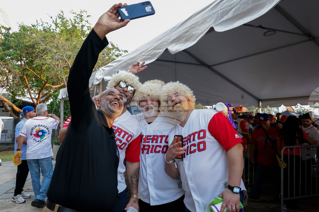 WBC Puerto Rico Colombia Baseball