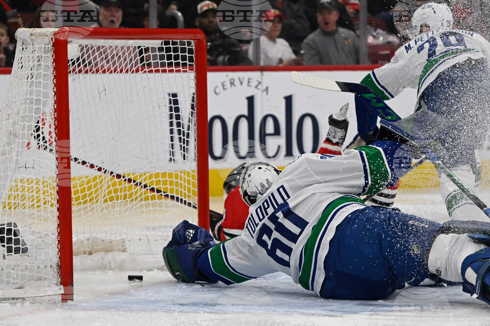 Canucks Blackhawks Hockey