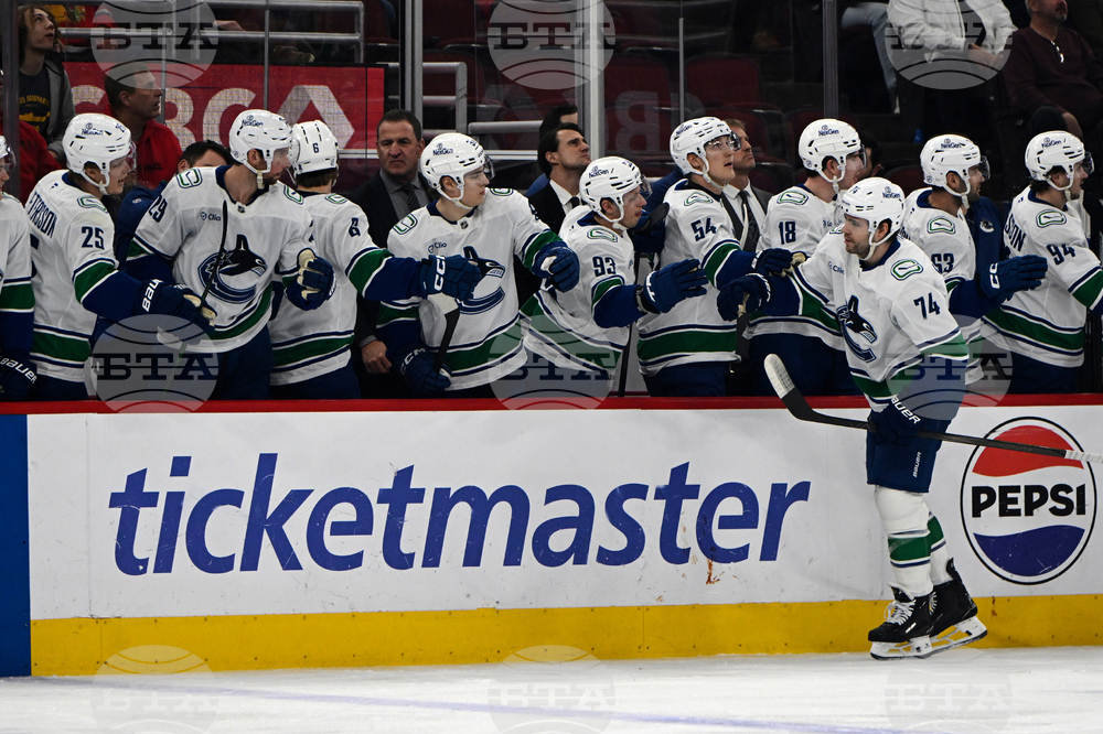 Canucks Blackhawks Hockey