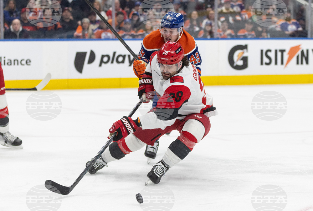 Hurricanes Oilers Hockey