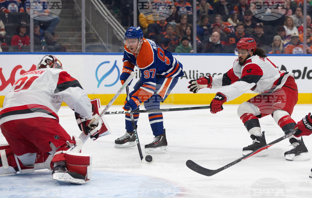 Hurricanes Oilers Hockey