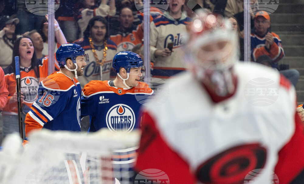 Hurricanes Oilers Hockey