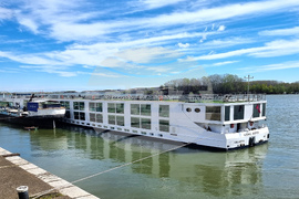 Видин - круизен кораб „SCENIC JASPAR"