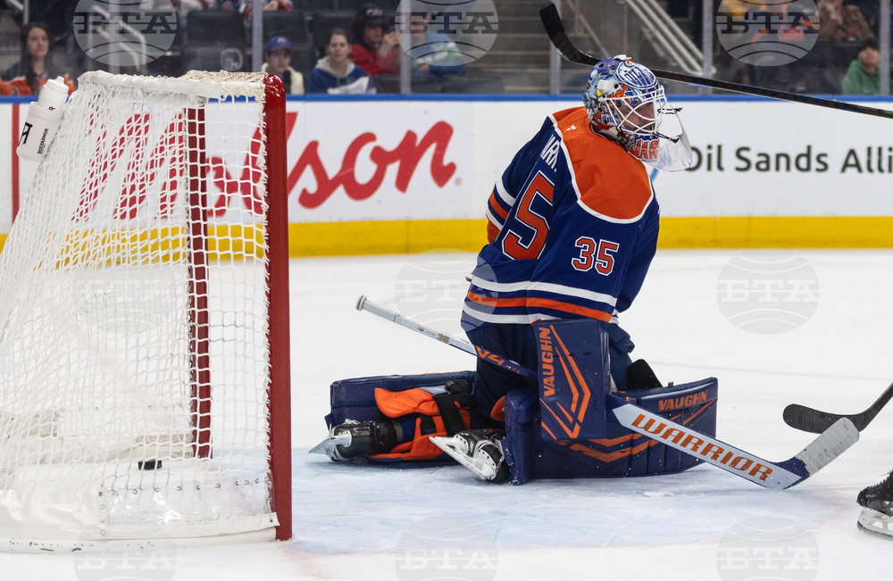 Hurricanes Oilers Hockey