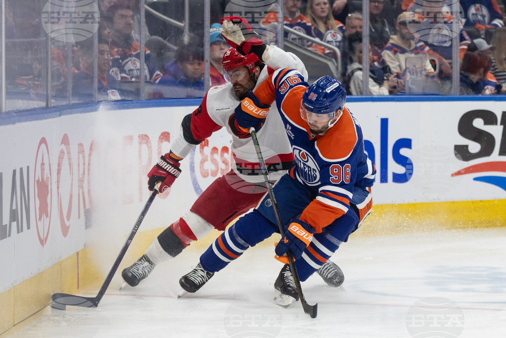 Hurricanes Oilers Hockey