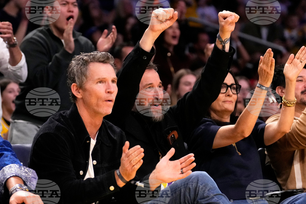 Pacers Lakers Basketball