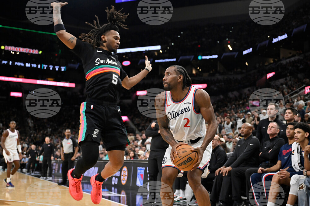 Clippers Spurs Basketball