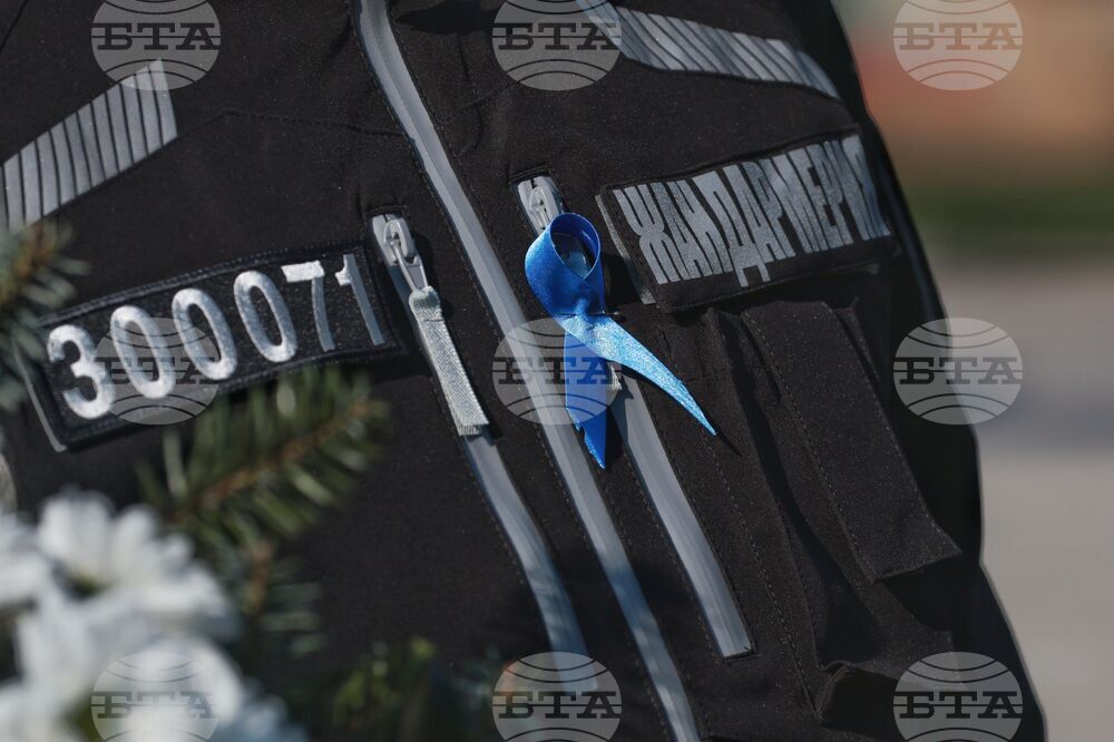 Международен ден в памет на загиналите служители на реда - поднасяне на венци