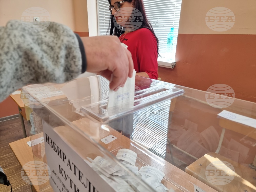 По-висока избирателна активност отчитат в Ловешка област към 16:00 часа в сравнение с предходните избори