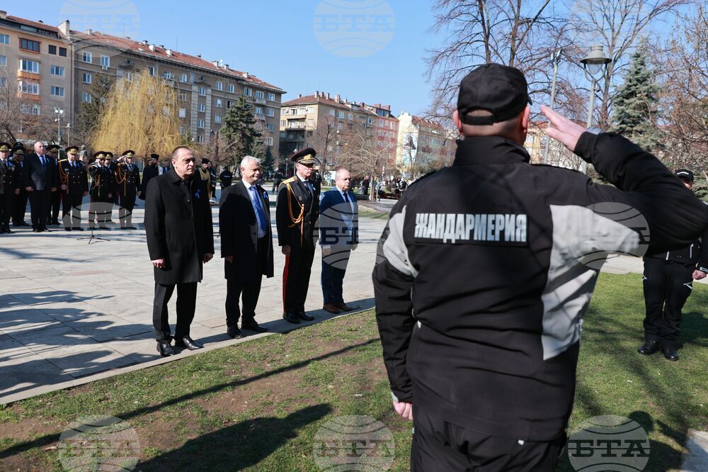 Международен ден в памет на загиналите служители на реда - поднасяне на венци