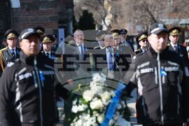 Международен ден в памет на загиналите служители на реда - поднасяне на венци