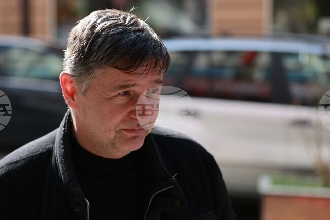 Не може да се говори за разцепление в БСП, след гласуването на промените в Изборния кодекс, каза Владимир Георгиев 