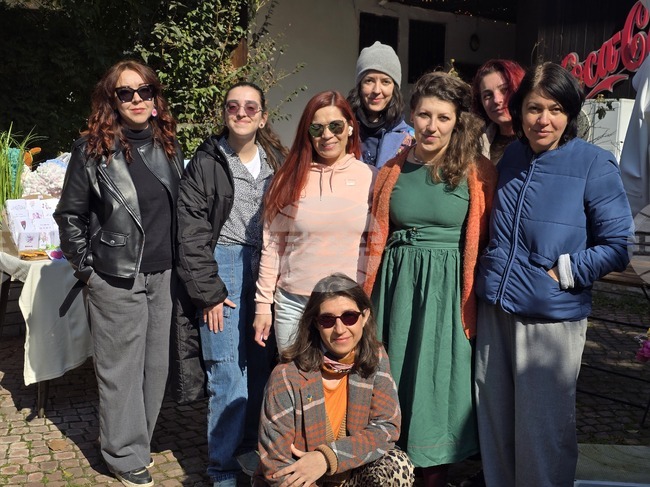 Ловеч - 8 март - мини базар