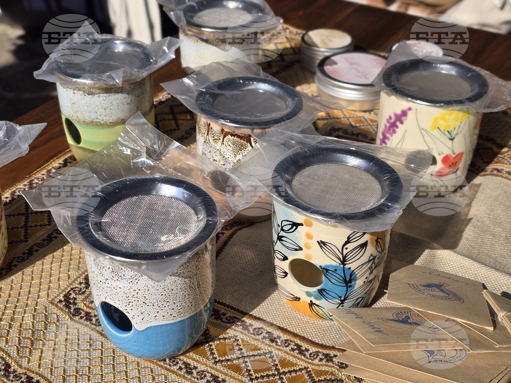 Ловеч - 8 март - мини базар