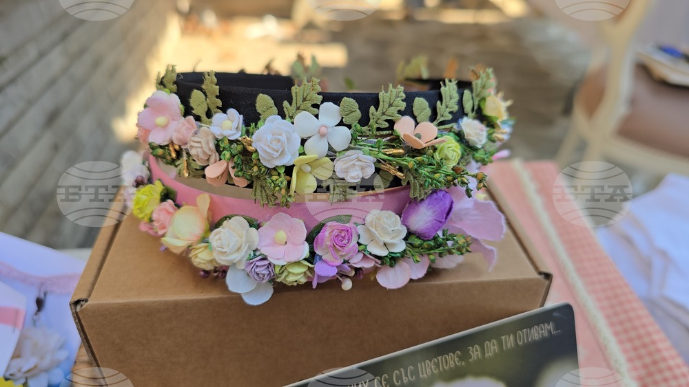 Ловеч - 8 март - мини базар