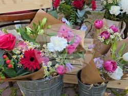 Ловеч - 8 март - мини базар