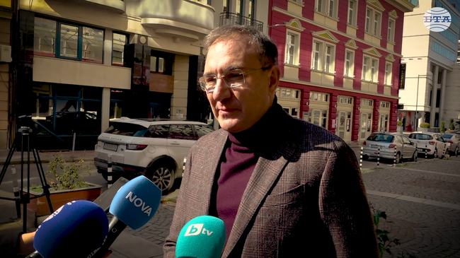 Изявлението на Крум Зарков за депутатите, гласували „за“ промените в Изборния кодекс, е било еднолично, каза Борислав Гуцанов