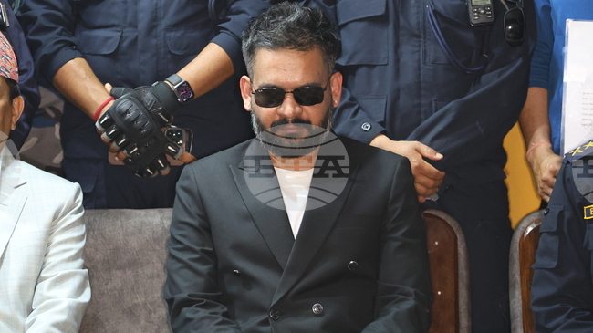 Националната независима партия на Непал, начело с бивш рапър, е на път да постигне убедителна победа на парламентарните избори 