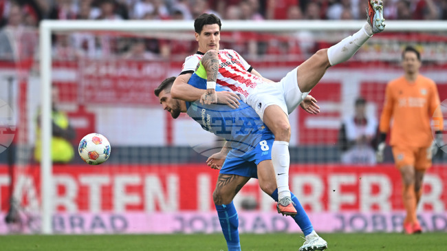 Фрайбург преследва историческо класиране на четвъртфиналите в Лига Европа