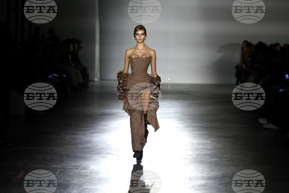 France Fashion Vivienne Westwood F/W 26/27