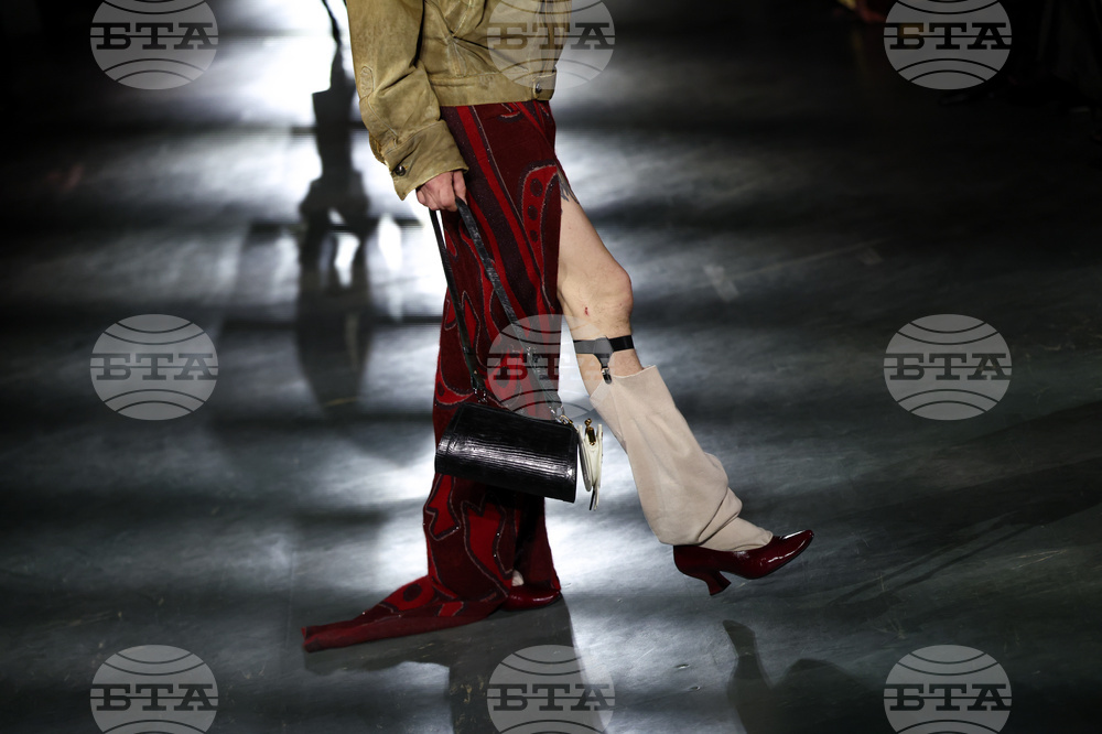 France Fashion Vivienne Westwood F/W 26/27
