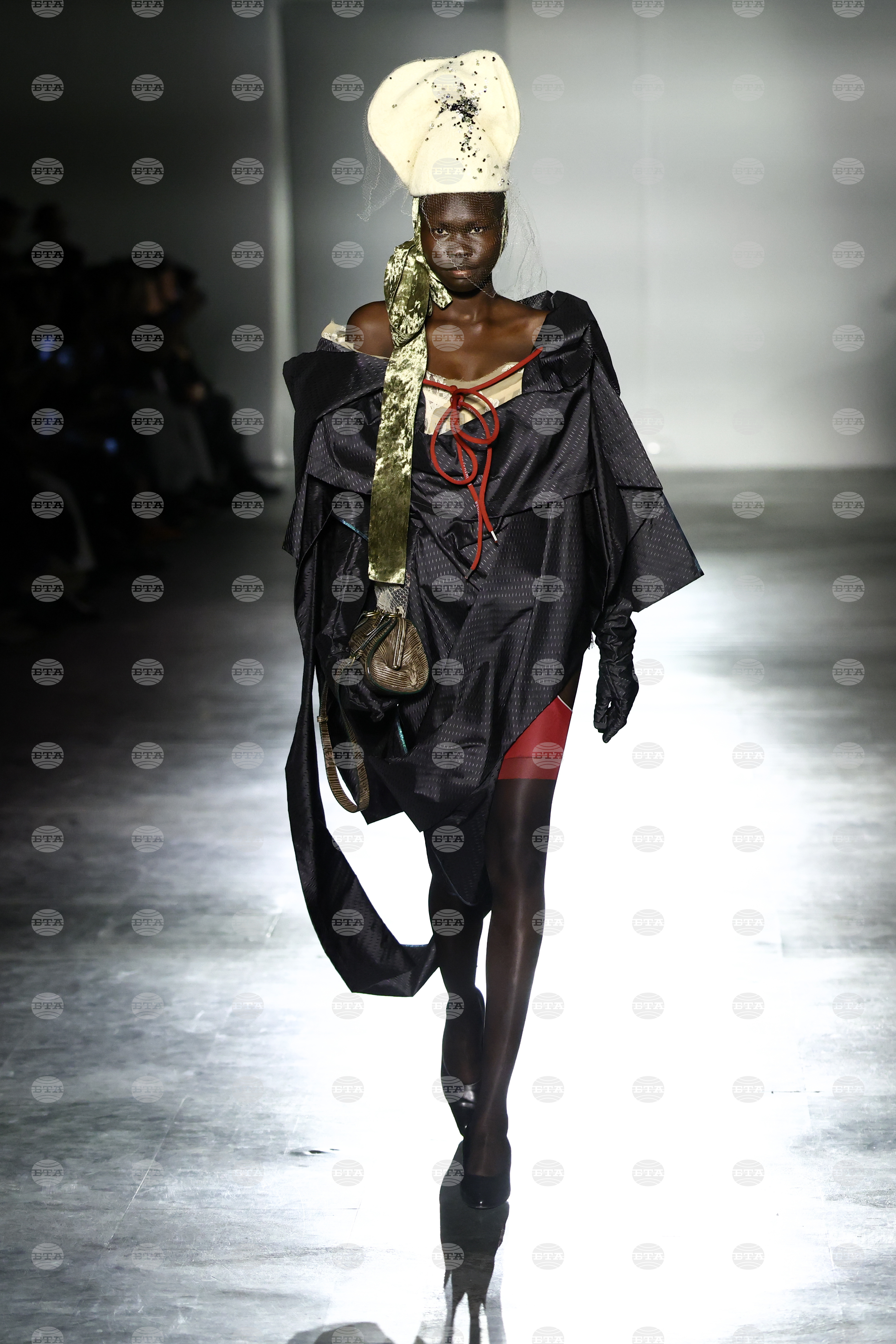 France Fashion Vivienne Westwood F/W 26/27