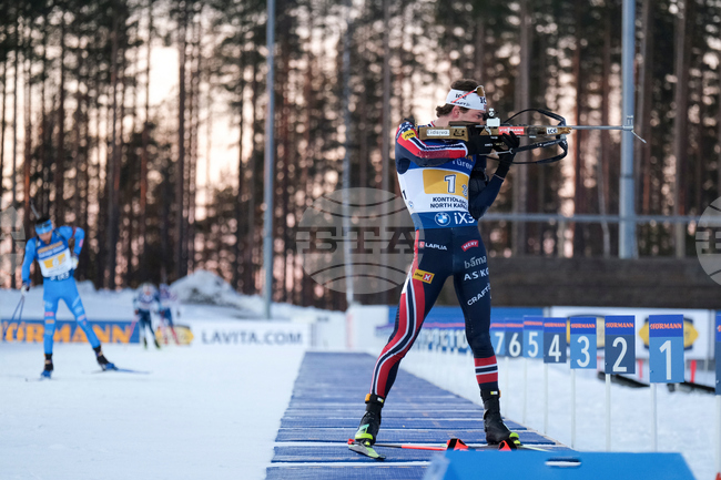 Норвежецът Стурла Холм Лагрейд спечели масовия старт на 15 километра в Контиолахти от Световната купа по биатлон