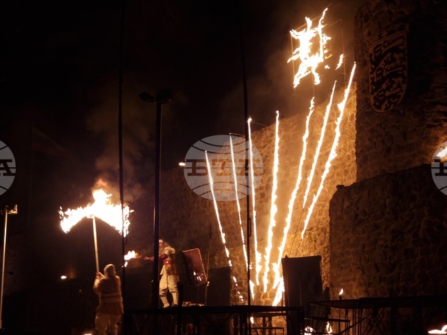 Ямбол - „Дъбилин - огънят разказва“ - средновековна крепост - огнен спектакъл