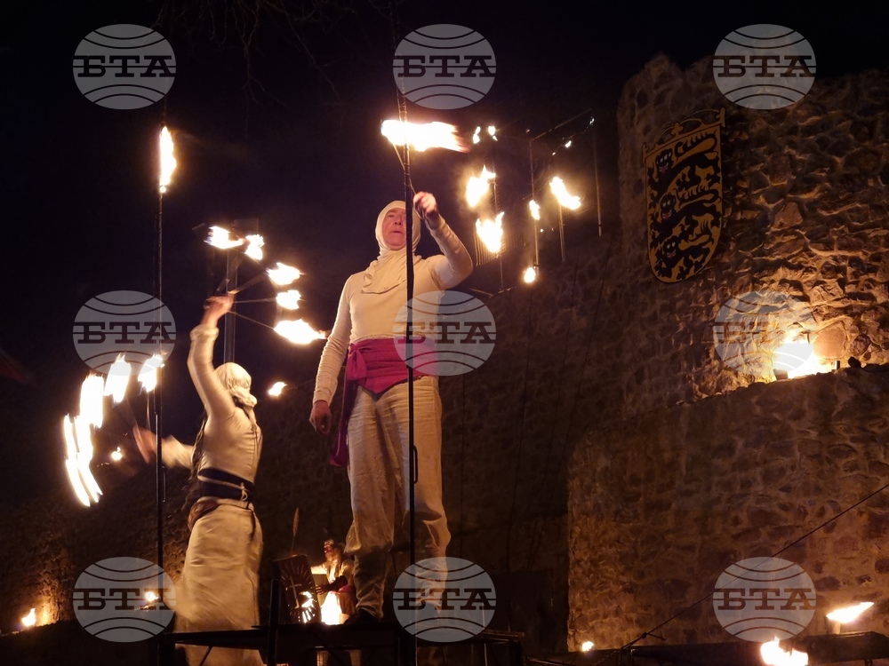 Ямбол - „Дъбилин - огънят разказва“ - средновековна крепост - огнен спектакъл