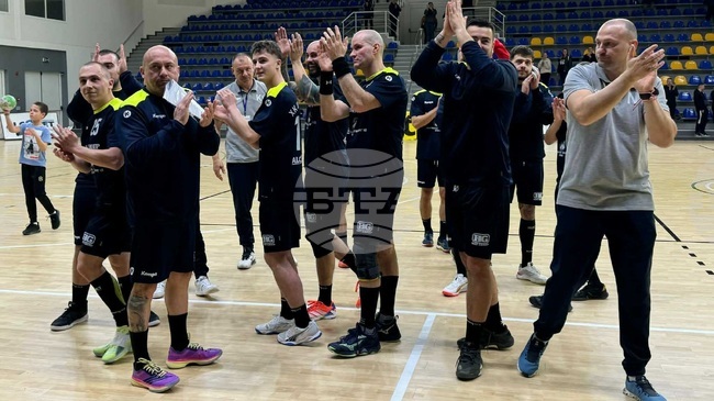 Хандбалистите на Шумен 61 се класираха за полуфиналите турнира за Купата на България